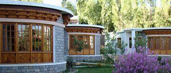 Royal Heritage Resort Leh Eksteriør billede