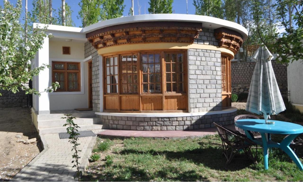 Royal Heritage Resort Leh Eksteriør billede